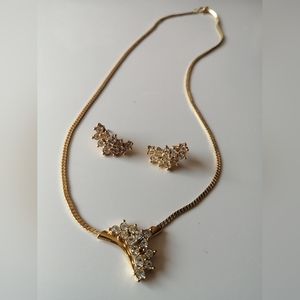Avon Vintage 1989 Cocktail Clear Rhinestone Herringbone Gold Necklace + Earrings